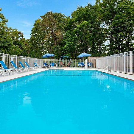 Travelodge By Wyndham Cape Cod Area West Dennis Екстер'єр фото