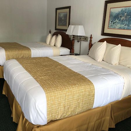 Travelodge By Wyndham Cape Cod Area West Dennis Номер фото