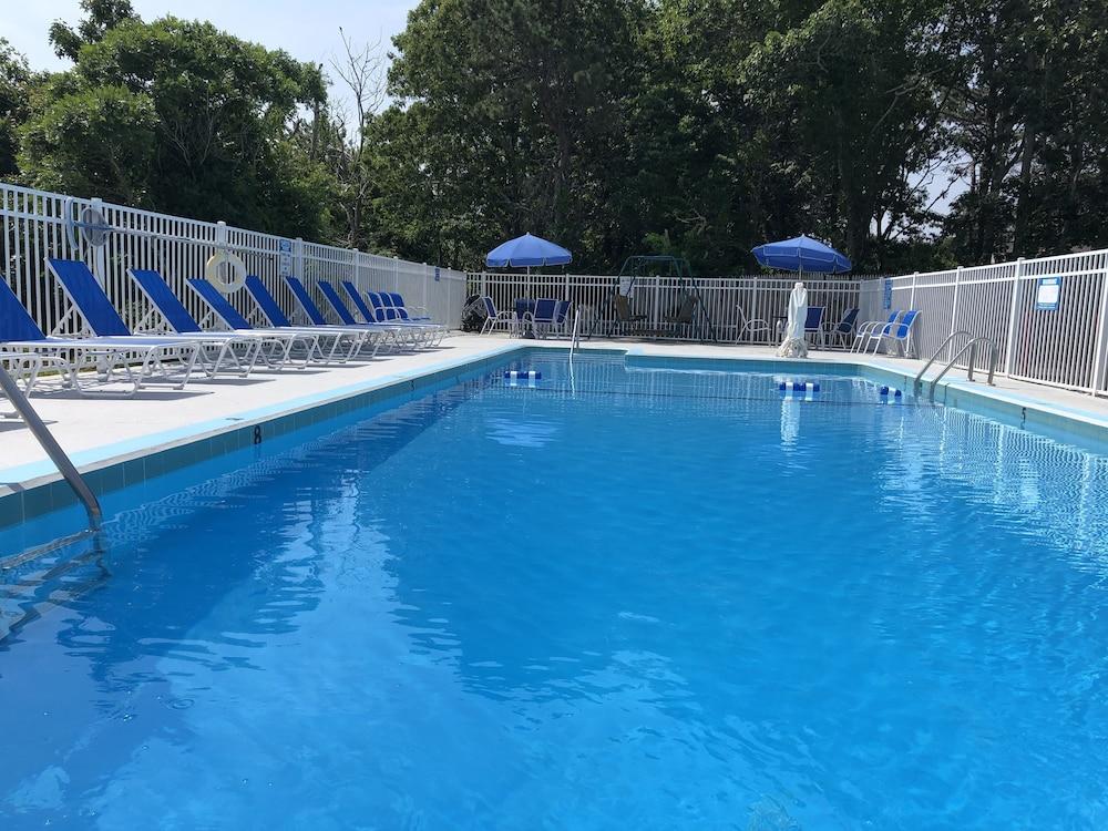 Travelodge By Wyndham Cape Cod Area West Dennis Екстер'єр фото