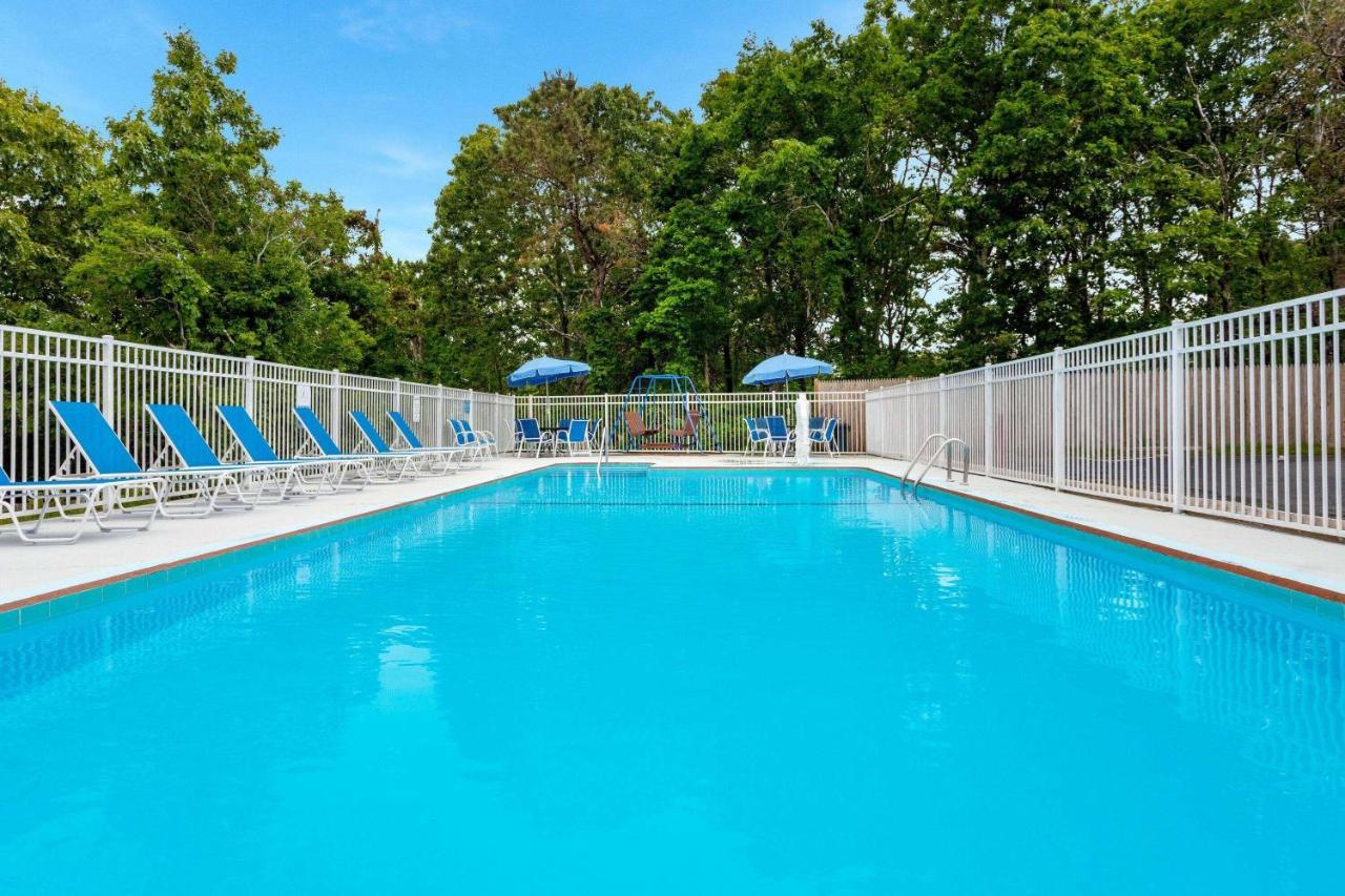 Travelodge By Wyndham Cape Cod Area West Dennis Екстер'єр фото